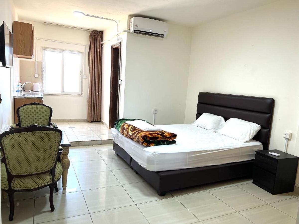 Al Qatal Building Apartment